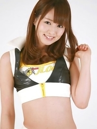 Shizuka Nakagawa in boots shows nasty butt in short skirt